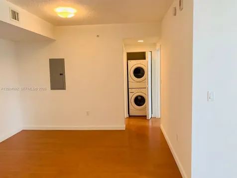 601 NE 23rd Street Miami FL 33137