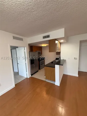 601 NE 23rd Street Miami FL 33137