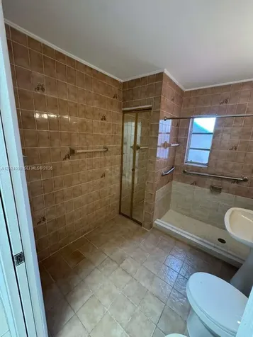 300 E 37th Street Hialeah FL 33013
