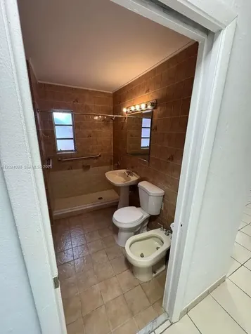 300 E 37th Street Hialeah FL 33013