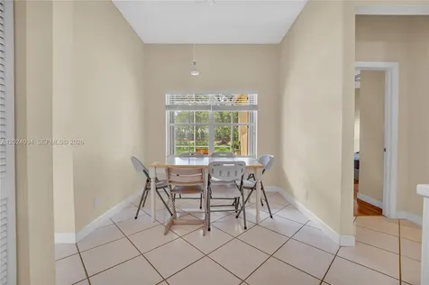 885 Tanglewood Circle Weston FL 33327