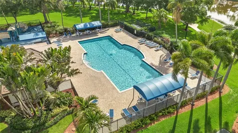 885 Tanglewood Circle Weston FL 33327