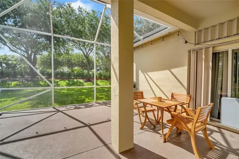 885 Tanglewood Circle Weston FL 33327
