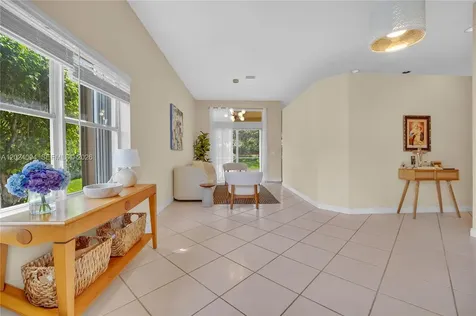 885 Tanglewood Circle Weston FL 33327