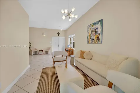 885 Tanglewood Circle Weston FL 33327