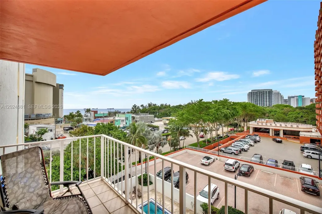 3000 E Sunrise Boulevard Fort Lauderdale FL 33304