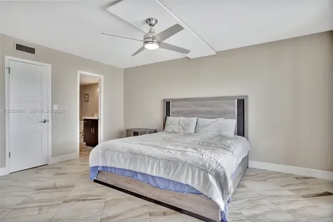 3000 E Sunrise Boulevard Fort Lauderdale FL 33304