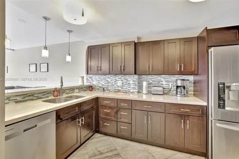 3000 E Sunrise Boulevard Fort Lauderdale FL 33304