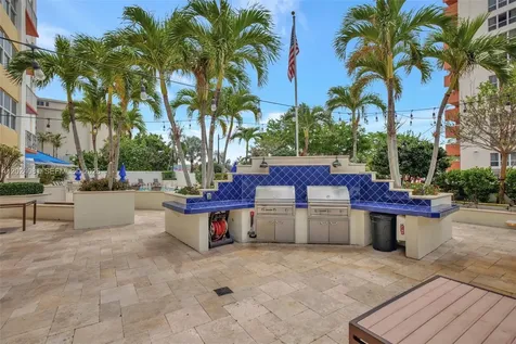 3000 E Sunrise Boulevard Fort Lauderdale FL 33304