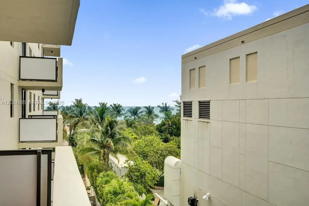 1623 Collins Avenue Miami Beach FL 33139
