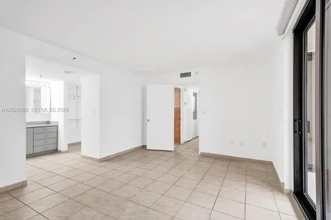 1623 Collins Avenue Miami Beach FL 33139