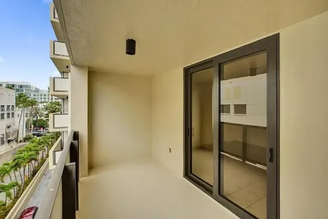1623 Collins Avenue Miami Beach FL 33139