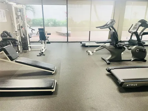 1623 Collins Avenue Miami Beach FL 33139