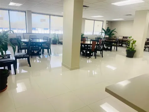 1623 Collins Avenue Miami Beach FL 33139