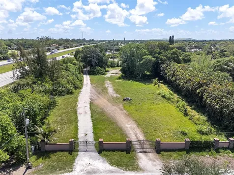 5680 Pinetree Road Parkland FL 33067
