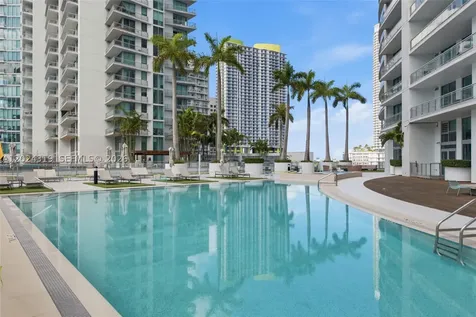 90 SW 3rd Street Miami FL 33130