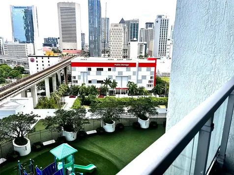 90 SW 3rd Street Miami FL 33130
