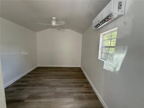 3101 NW 6th Street Miami FL 33125
