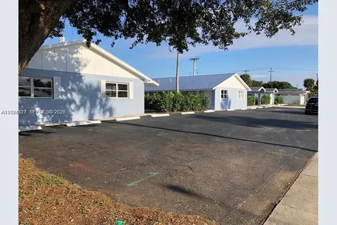 588 Holly Drive Palm Beach Gardens FL 33410