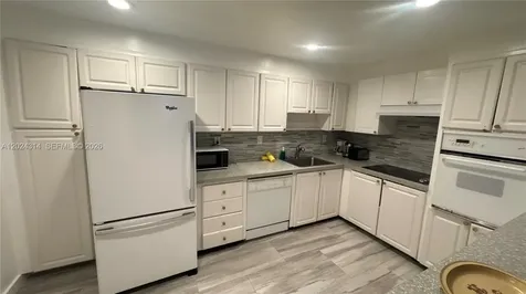 19370 Collins Avenue Sunny Isles Beach FL 33160