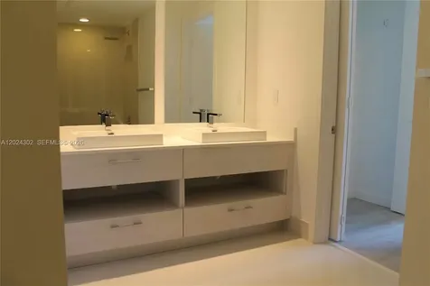 45 SW 9th Street Miami FL 33130