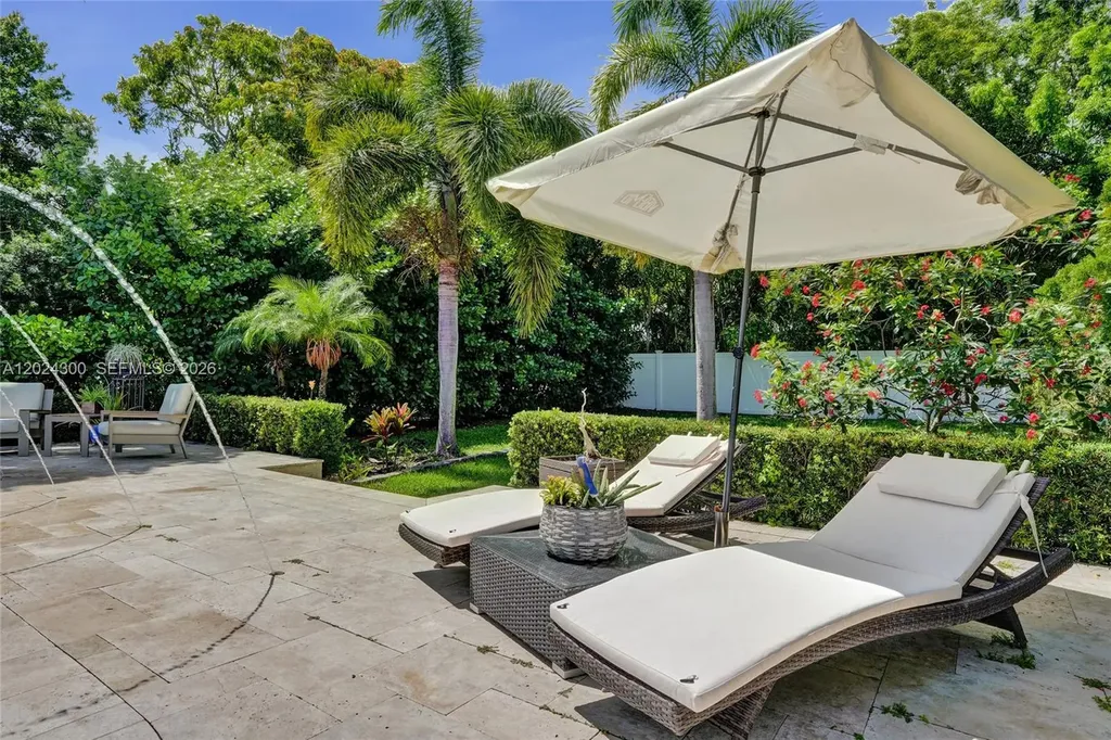 5569 Wind Drift Lane Boca Raton FL 33433