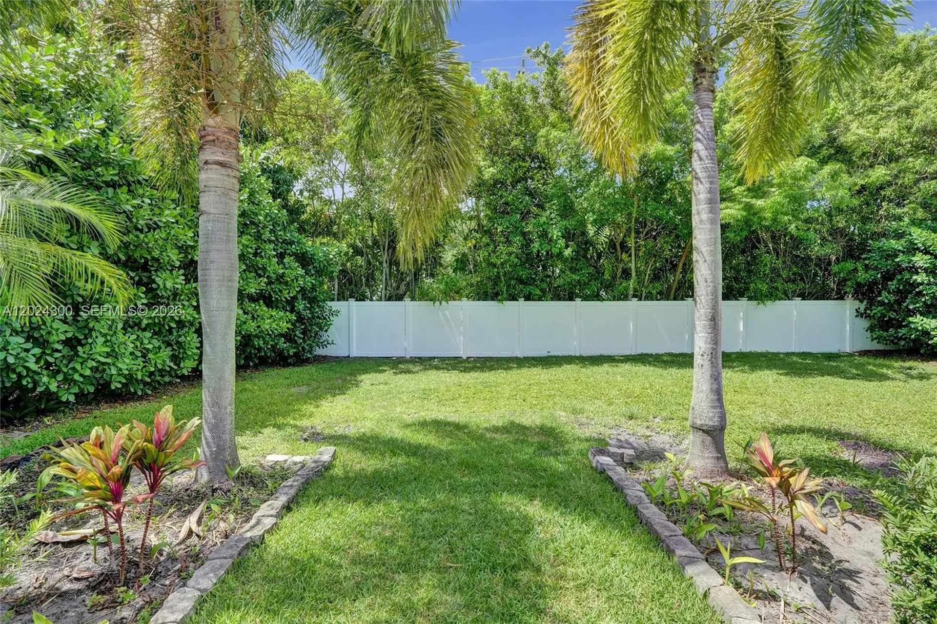 5569 Wind Drift Lane Boca Raton FL 33433