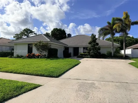 5569 Wind Drift Lane Boca Raton FL 33433