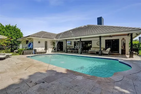 5569 Wind Drift Lane Boca Raton FL 33433