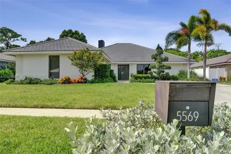 5569 Wind Drift Lane Boca Raton FL 33433