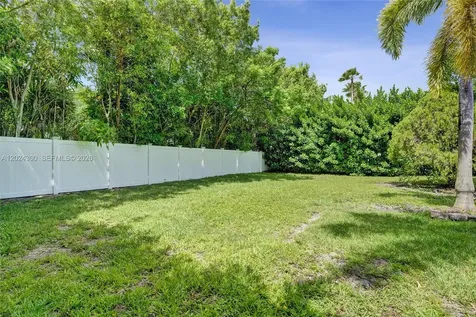 5569 Wind Drift Lane Boca Raton FL 33433