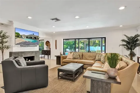 5569 Wind Drift Lane Boca Raton FL 33433