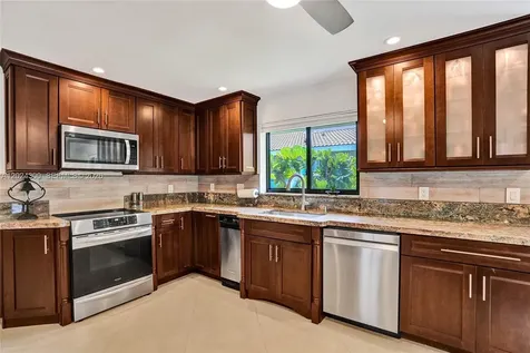 5569 Wind Drift Lane Boca Raton FL 33433