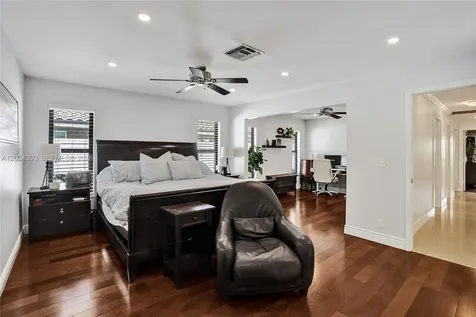 5569 Wind Drift Lane Boca Raton FL 33433