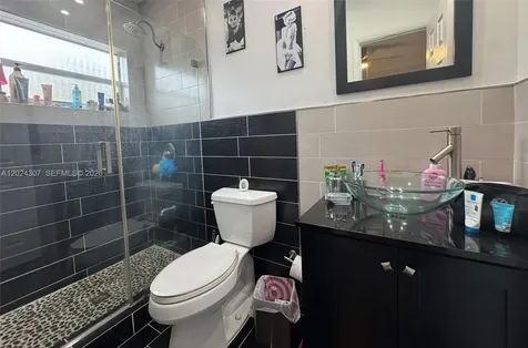 11235 NW 62nd Avenue Hialeah FL 33012