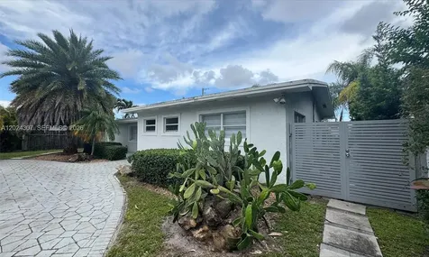 11235 NW 62nd Avenue Hialeah FL 33012
