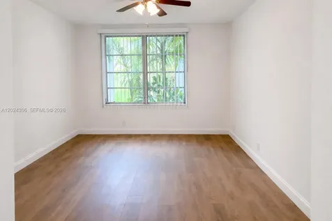5495 NW 10th Court Plantation FL 33313