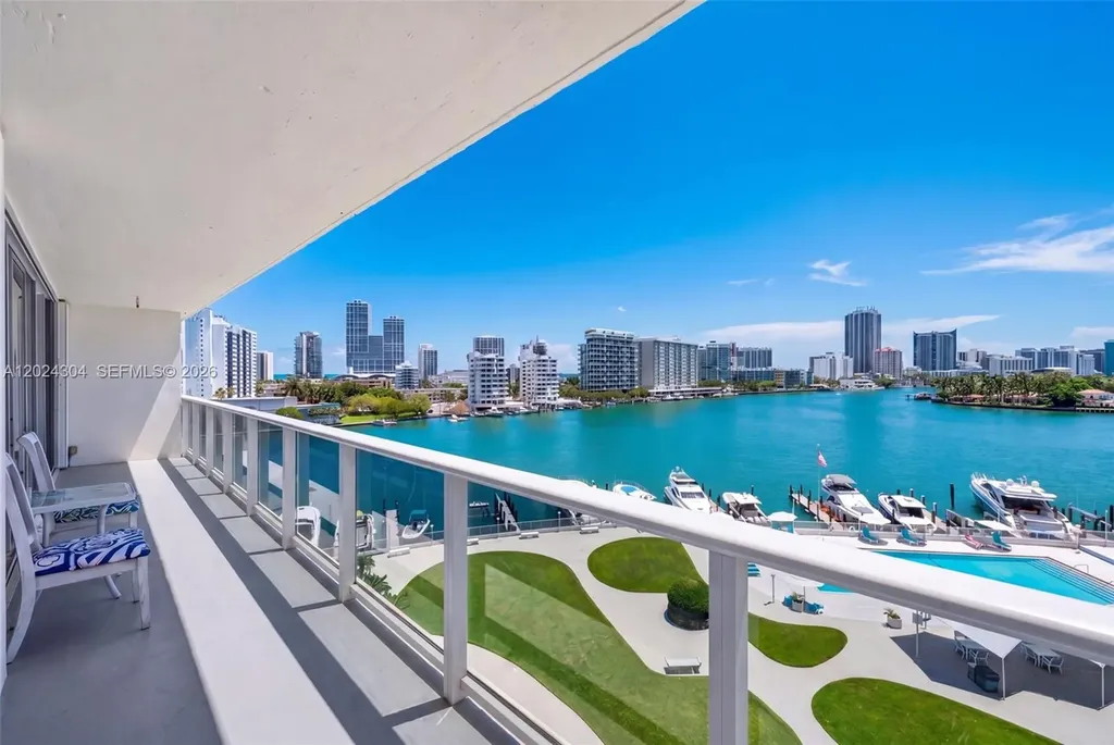 900 Bay Drive Miami Beach FL 33141