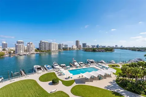 900 Bay Drive Miami Beach FL 33141