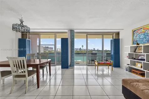 900 Bay Drive Miami Beach FL 33141