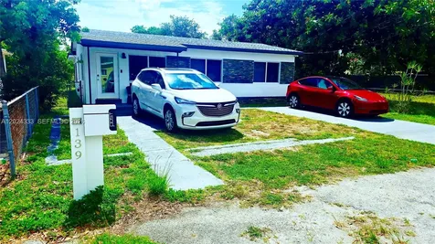 139 NW 14th Way Dania Beach FL 33004