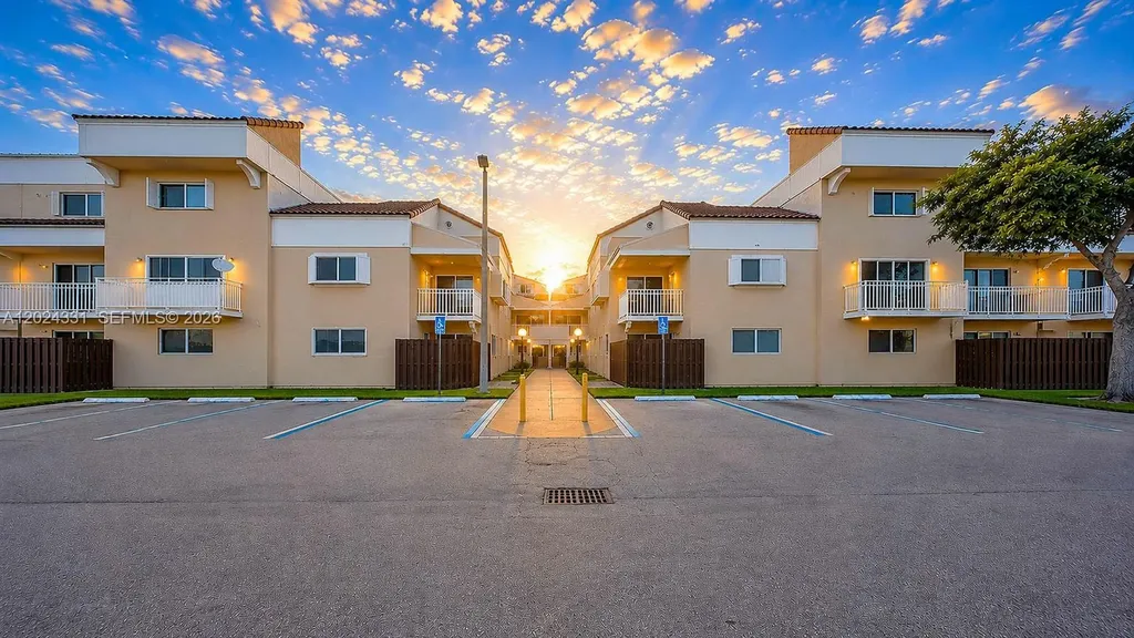 14903 SW 80th Street Miami FL 33193
