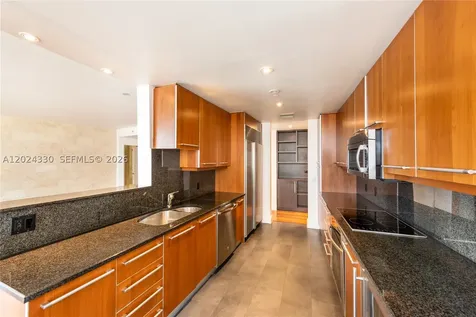 901 Brickell Key Boulevard Miami FL 33131