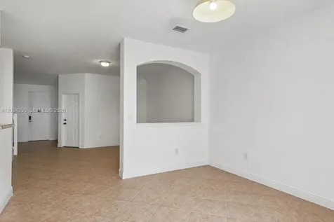 8121 NW 108th Place Doral FL 33178