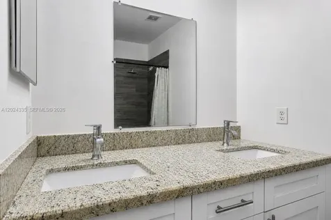 8121 NW 108th Place Doral FL 33178