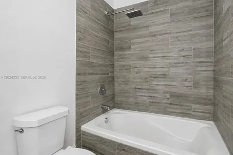 8121 NW 108th Place Doral FL 33178