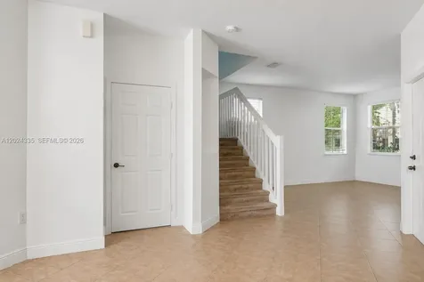 8121 NW 108th Place Doral FL 33178