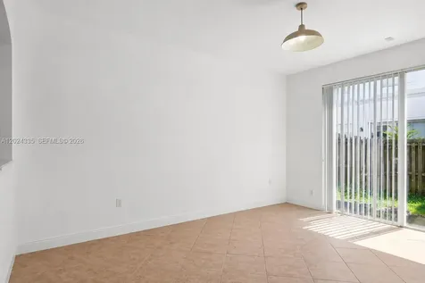 8121 NW 108th Place Doral FL 33178