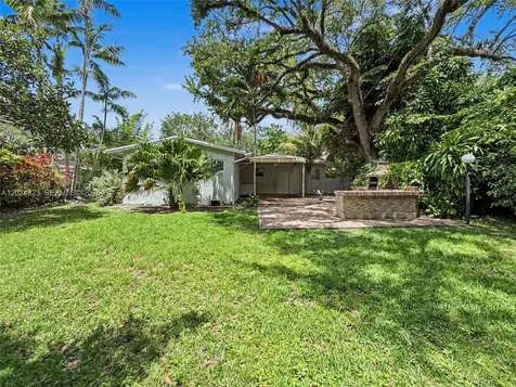 7601 SW 64th Court South Miami FL 33143