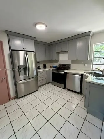 8001 NW 3rd Place Margate FL 33063